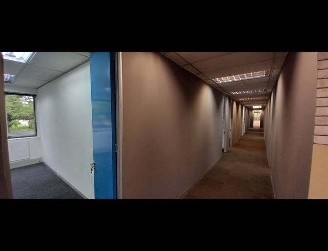 404M² OFFICE TO LET IN WOODMEAD